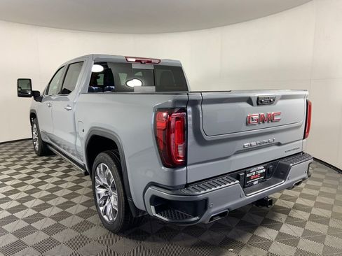 Used 2025 GMC Sierra 1500 Denali w/ Denali Reserve Package image 9