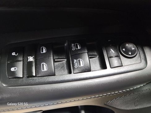 Used 2020 Jeep Grand Cherokee Overland image 23