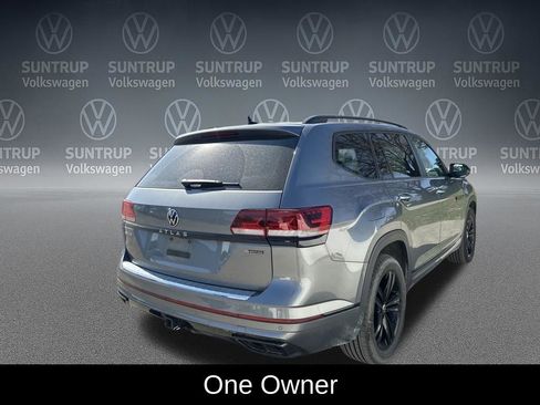 Used 2023 Volkswagen Atlas SEL R-Line image 7