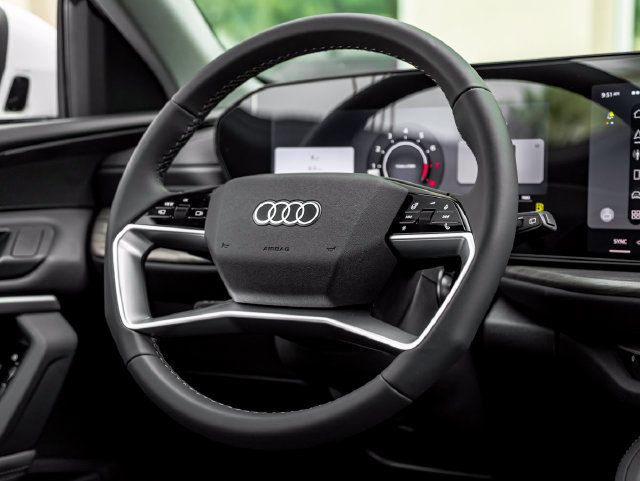Used 2026 Audi Q5 Premium AWD/4WD image 18
