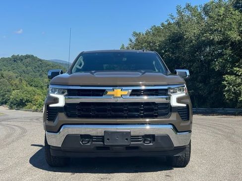 Certified 2023 Chevrolet Silverado 1500 LT AWD/4WD image 28