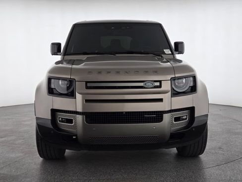 Used 2023 Land Rover Defender 130 X-Dynamic SE AWD/4WD image 8
