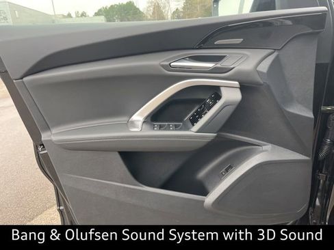 New 2025 Audi Q5 Prestige image 7