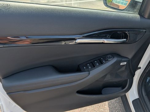 Used 2022 Kia Seltos SX w/ Sunroof Package AWD/4WD image 12