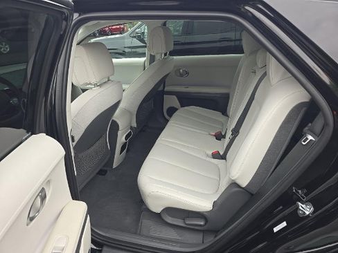 Used 2023 Hyundai Ioniq 5 SEL w/ Cargo Package AWD/4WD image 8