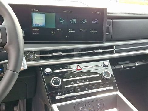 New 2026 Hyundai Santa Fe SE image 7