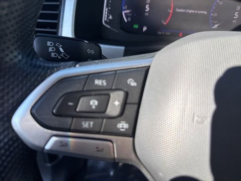 Used 2021 Volkswagen Atlas Cross Sport SEL R-Line image 16