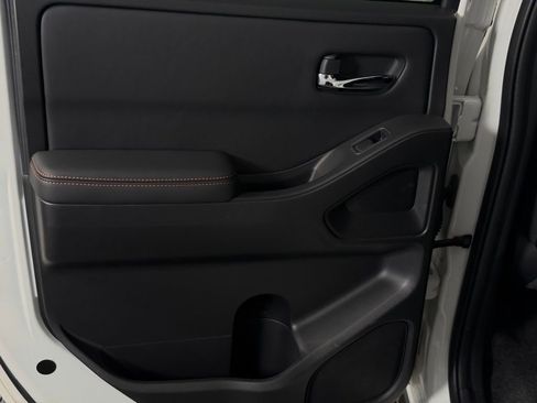 Used 2023 Nissan Frontier Pro-X w/ Technology Package image 28