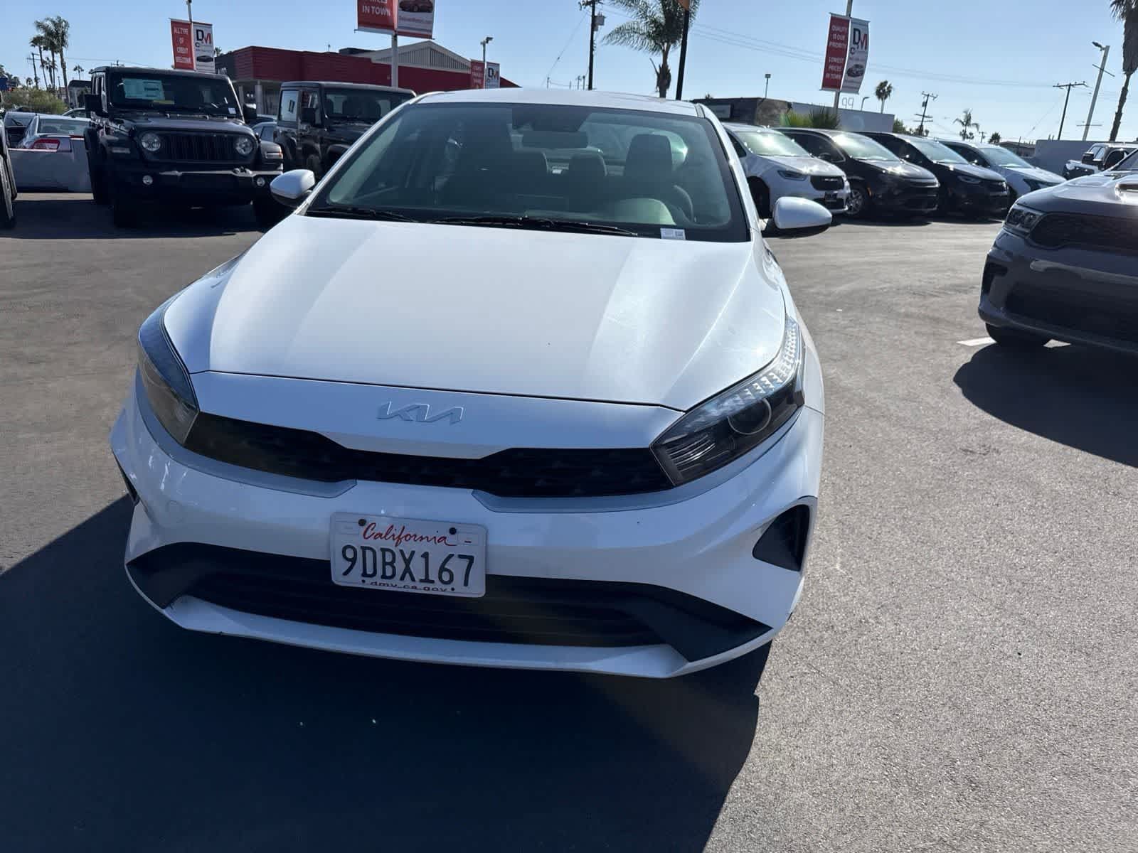 Used 2023 Kia Forte LXS FWD image 3