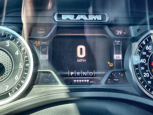 Used 2022 RAM 1500 Laramie image 11