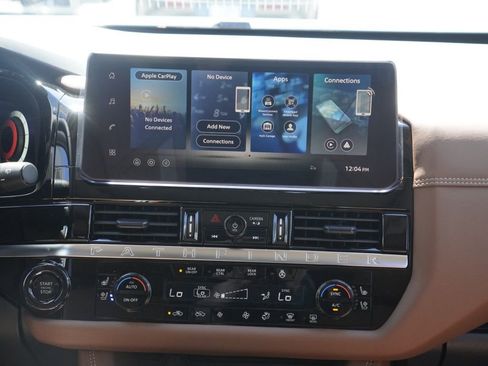 New 2026 Nissan Pathfinder Platinum image 23