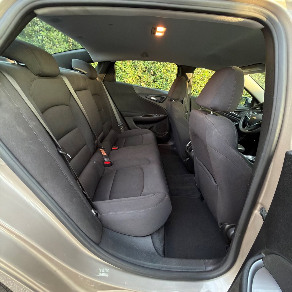 Used 2023 Chevrolet Malibu LT w/ Driver Confidence Package FWD image 18