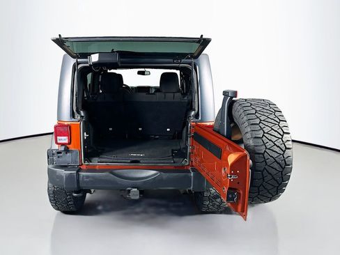 Used 2014 Jeep Wrangler Unlimited Sport w/ Quick Order Package 24S AWD/4WD image 29
