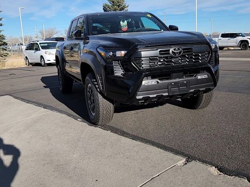 New 2025 Toyota Tacoma TRD Off-Road image 4