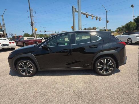 Used 2021 Lexus UX 250h w/ Premium Package AWD/4WD image 5