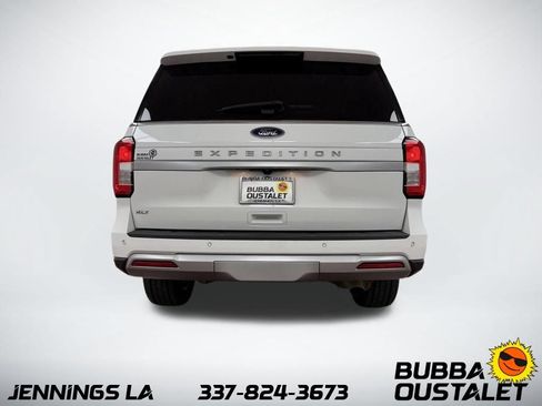 Used 2022 Ford Expedition XLT RWD image 4