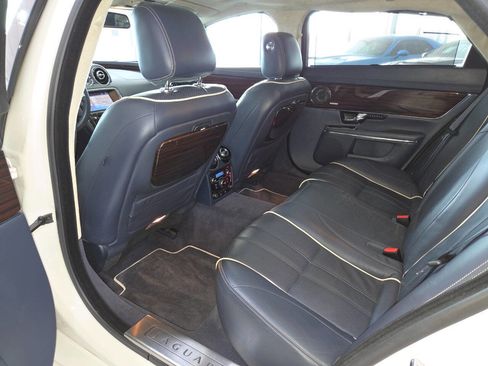 Used 2011 Jaguar XJ L Supercharged image 22