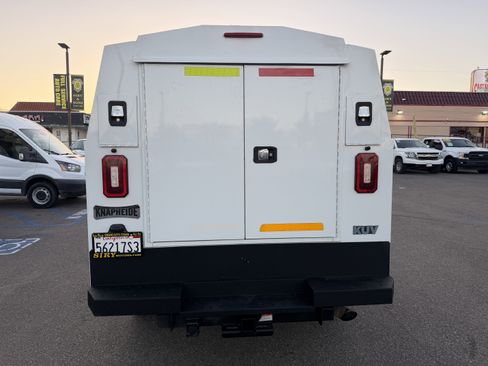 Used 2022 Chevrolet Silverado 2500 W/T w/ WT Fleet Convenience Package image 4