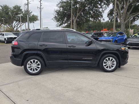 Used 2020 Jeep Cherokee Latitude image 9