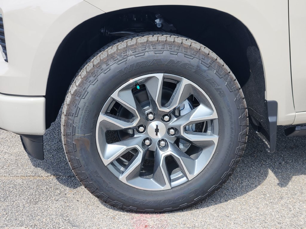 New 2026 Chevrolet Silverado 1500 RST AWD/4WD image 9