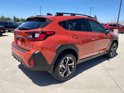 Used 2024 Subaru Crosstrek 2.0i Premium w/ Popular Package #3 AWD/4WD image 5