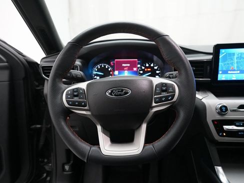 Used 2023 Ford Explorer Timberline w/ Timberline Technology Package image 4