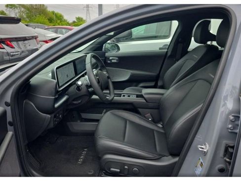 Used 2024 Hyundai Ioniq 6 SEL AWD/4WD image 5