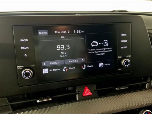 Used 2025 Kia Sportage LX AWD/4WD image 6