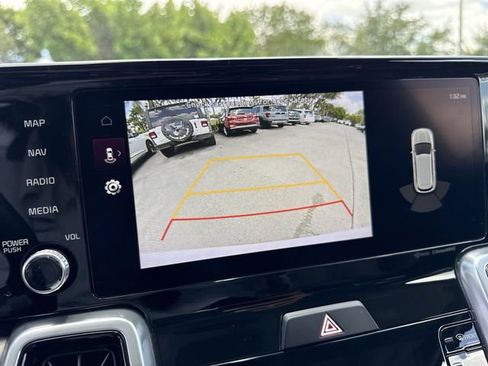 Used 2023 Kia Sorento SX FWD image 17