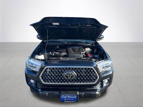 Used 2019 Toyota Tacoma TRD Off-Road image 4