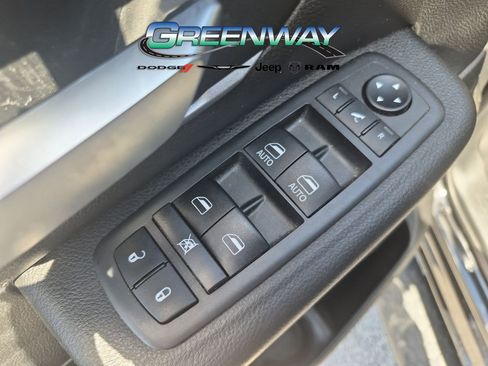 Used 2019 RAM 1500 Big Horn AWD/4WD image 13