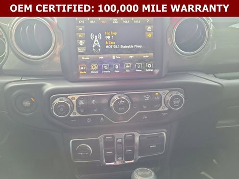 Used 2023 Jeep Wrangler Unlimited Sahara w/ Cold Weather Group AWD/4WD image 32