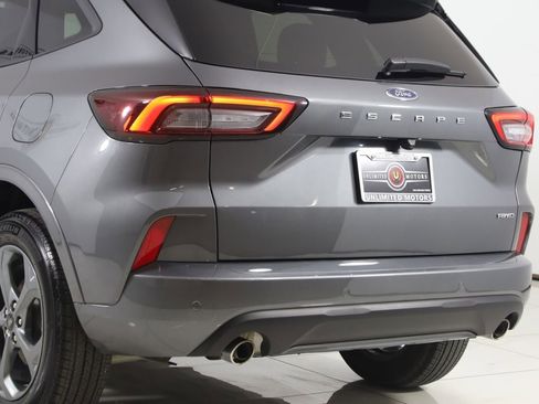 Used 2024 Ford Escape ST-Line w/ Tech Pack #1 AWD/4WD image 23