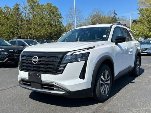 New 2026 Nissan Pathfinder SL AWD/4WD image 5