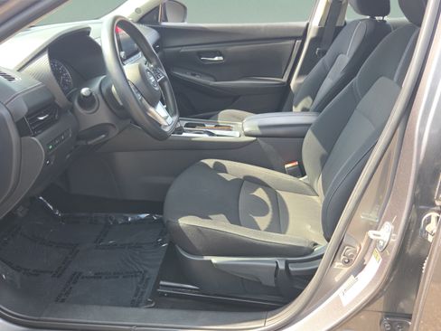Used 2023 Nissan Sentra SV FWD image 26
