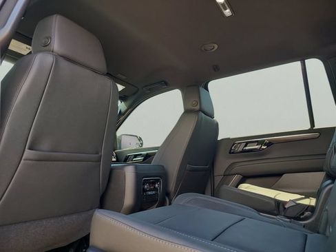 New 2026 Chevrolet Suburban LT w/ Comfort Package RWD image 12