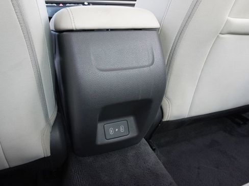 Used 2025 Hyundai Sonata SEL FWD image 25