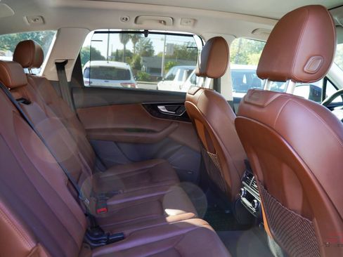 Used 2019 Audi Q7 3.0T Prestige w/ Prestige Package image 25