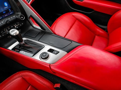 Used 2014 Chevrolet Corvette Stingray Convertible w/ 3LT Preferred Equipment Group RWD image 23