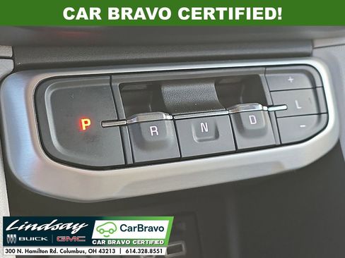 Certified 2023 GMC Acadia SLT w/ Preferred Package image 15