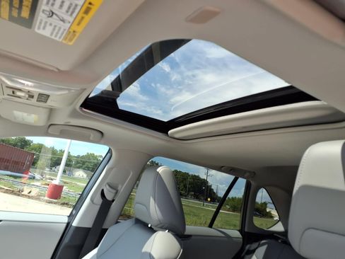 Certified 2025 Toyota RAV4 XLE Premium AWD/4WD image 14