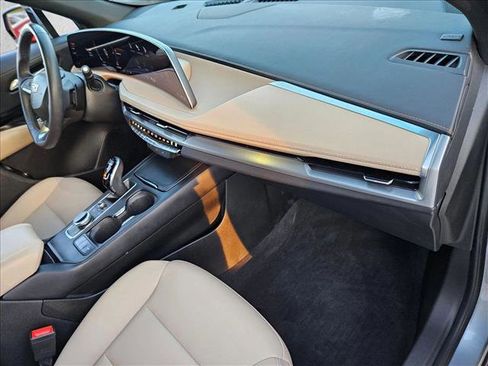 Used 2024 Cadillac XT4 Luxury FWD image 20