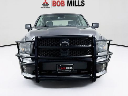 Used 2018 RAM 1500 Express w/ Express Value Package RWD image 2