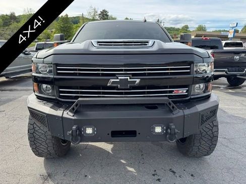Used 2018 Chevrolet Silverado 2500 LTZ w/ Duramax Plus Package AWD/4WD image 6