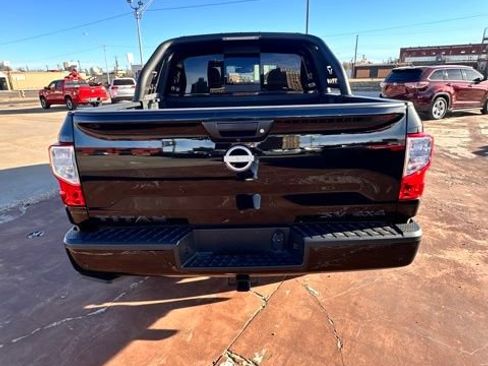 Certified 2024 Nissan Titan SV w/ SV Bronze Edition Package AWD/4WD image 9