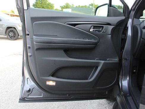 Used 2019 Honda Passport Elite image 12
