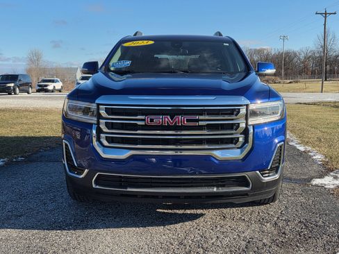 Used 2023 GMC Acadia SLE w/ Driver Convenience Package image 3