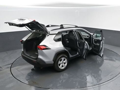 Used 2019 Toyota RAV4 XLE w/ All Weather Liner Package AWD/4WD image 24