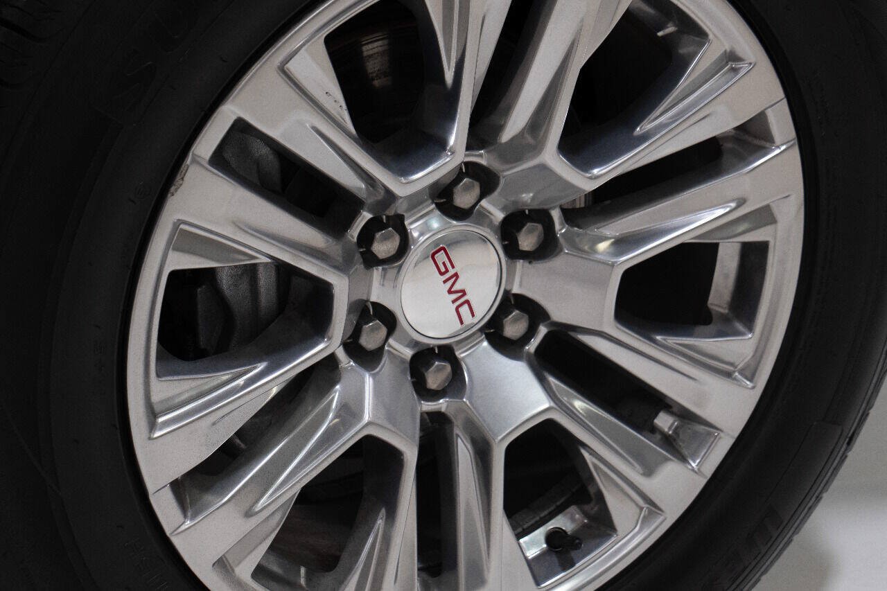 Used 2021 GMC Yukon XL Denali AWD/4WD image 34
