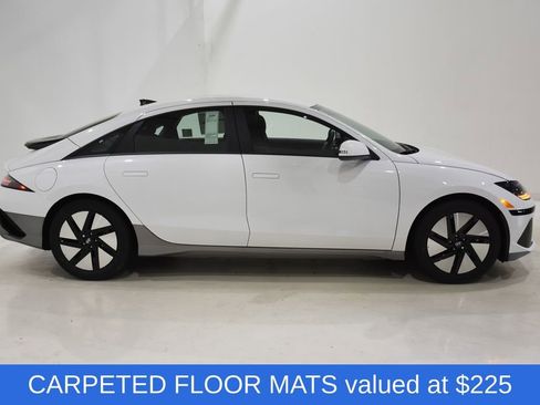 New 2025 Hyundai Ioniq 6 SE image 3